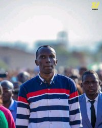 Ev. Chris Ndikumana yakoze igikorane cahuje imigabane yose y'isi mu Burundi citabirwa n'abantu ibihumbi 30