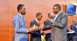 Ese Apostle Dr. Paul Gitwaza azataramira i Ntarama mu giterane "In His Dwelling"?