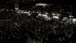 Hillsong London yanyeganyeje BK Arena mu gitaramo cyaririmbyemo Benjamin Dube na Aime Uwimana-AMAFOTO