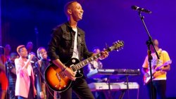 Israel Mbonyi: The song he made in 2014 he remixed it in Swahili "Malengo (Ya Mungu)"-VIDEO