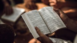 Imana ntisubiza amasengesho, Isubiza Ukwizera: Umunsi wa 2 - Pastor Christian Gisanura