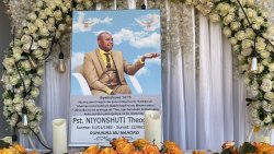 R.I.P: Pastor Theogene "Izahuke" asigiye benshi intimba