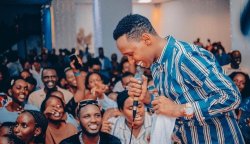 Yavugishije benshi: lsrael Mbonyi agarutse muri "Malengo ya Mungu" igiye kujya hanze