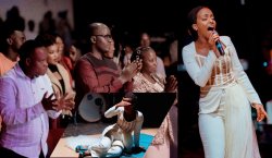 Yasamiwe mu masengesho ababyeyi be batabishaka, yigize umubyeyi ngo yige ku Nyundo: Ibyo utamenye kuri Sharon Gatete- 50 PHOTOS