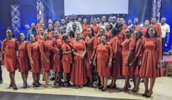 Healing Music yo guhangwa amaso yashyiriye rimwe hanze EP y'Indirimbo 5 zengetse - VIDEO LYRICS 