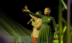 Banditse amateka biteza umwiryane mu bahanzi ndundi! Ibitaravuzwe ku rugendo rwa Vestine na Dorcas i Burundi