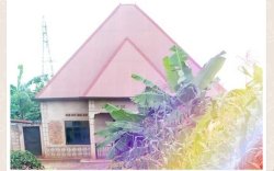 Kirehe: Abaturage bavuga ko inzu y'umuturanyi wabo bashinja amarozi yubatswe n'abazimu