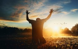 Nazuye runaka, Nasengeye runaka arakira,....! Tuzibukire kwiyitirira imirimo y'Umwami