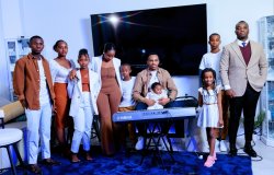 USA: Aime Frank, Murumuna we Patrick n'umuryango wabo bahuriye mu ndirimbo "Nzahora ngushima"