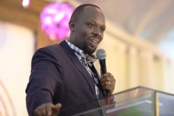 Imana ya Esiteri, Moridekayi n'Abayuda niyo Mana dusenga, no munsi ya Zero irakora