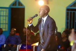 Amaze imyaka 17 mu muziki yatangiriye muri ASPEJ: Amateka ya Mahoro Isaac ugiye gukora igitaramo gikomeye i Nyamata 