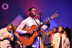 Umuramyi Cubaka Justin umwami w'injyana ya Jazz agiye gutaramana n'abakunzi be