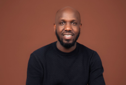 Alexis Nkomezi yasohoye indirimbo “Amaraso” yakoranye na Gisubizo Ministries