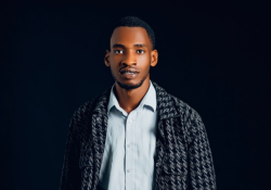  Igitaramo cya mbere cya Iratwumva Gad “Praise and Worship Live Concert” kigiye kubera i Kigali- Dove Hotel