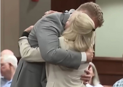 Amerika: Yahobeye uwamwiciye umugabo, atanga isomo rikomeye ku kubabarira