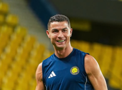 Cristiano Ronaldo wanditse amateka akomeye muri ruhago ku Isi ni "Umukristo utabihisha"