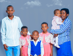 Obededom wa Paradise ari mu mashimwe y'imyaka 10 amaze mu rushako yungukiyemo abana 4