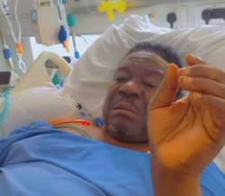 Mr. Ibu yapfuye abanje gusabira Ijuru umuhanzi Rudeboy 