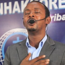 Apôtre Nuru Niyonkuru: Ijuru ryamugaruye mw'Isi yamaze kurenga ibicu, ngo yahuye na Pastor Theogene