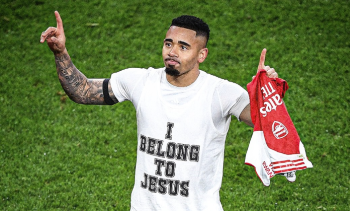 Gabriel wa Arsenal FC wagarutse mu kibuga yabwirije abafana ibihumbi nyuma yo gutsinda igitego