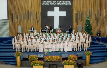 Baraka Choir itangiranye umwaka umukondo w'amavuta yateguye urugendo rw'ivugabutumwa