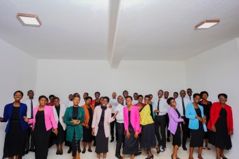 Ni isengesho ry'umukristo ushaka gutsinda Kamere - Penuel Choir mu ndirimbo "Mwuka wera"