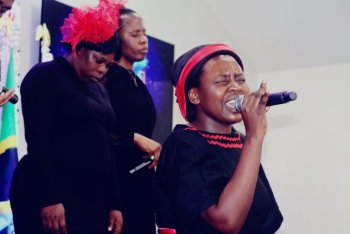 Mtanzania Rehema Simfukwe Alitambulisha ujuzi wa Hope Promise waliokutana kwenye tamasha huko USA