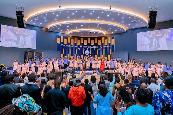 AMAFOTO 200: Ngwino tujyane muri “4th Septennium Celebration” yamurikiwemo Teleziviyo ‘BCN' ya Restoration Church