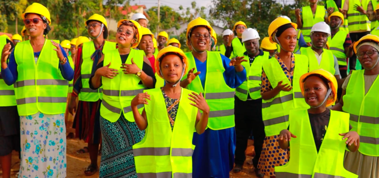 Ubutumwa bw'ihumure no kwihana! Ibidasanzwe ku ndirimbo nshya ‘Hembura' ya Galed Choir