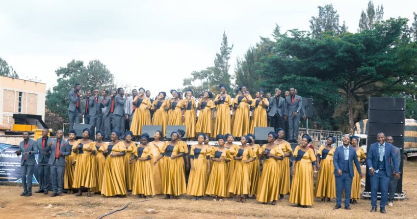 ITABAZA DIASPORA: Abanyuze mu Itabaza choir bategereje korali yabo mu isozwa rya Horeb Week 