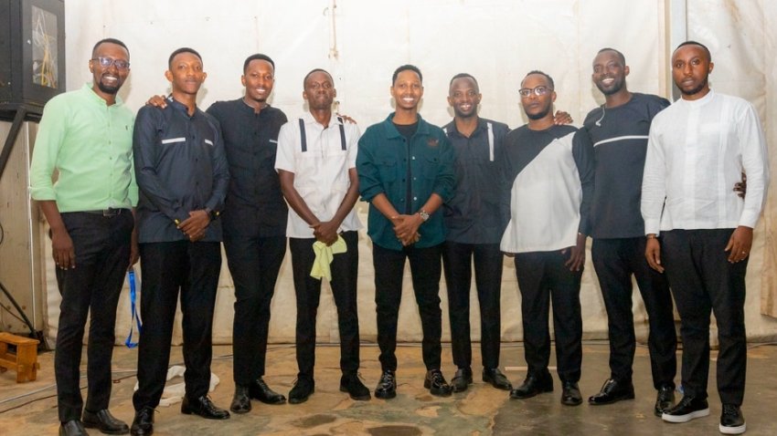 Amadini amaze guhinduka nk'amashyaka mu Rwanda! Messengers Singers yahagaritswe mu Badivantiste izira gutumira Israel Mbonyi