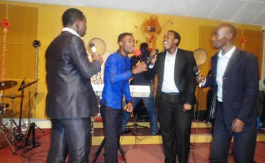 Ubusirimu bwe ni umuzi! Twibukiranye imurikwa rya "Nta Mvura Idahita" Album ya 1 ya Serge Iyamuremye mu 2012