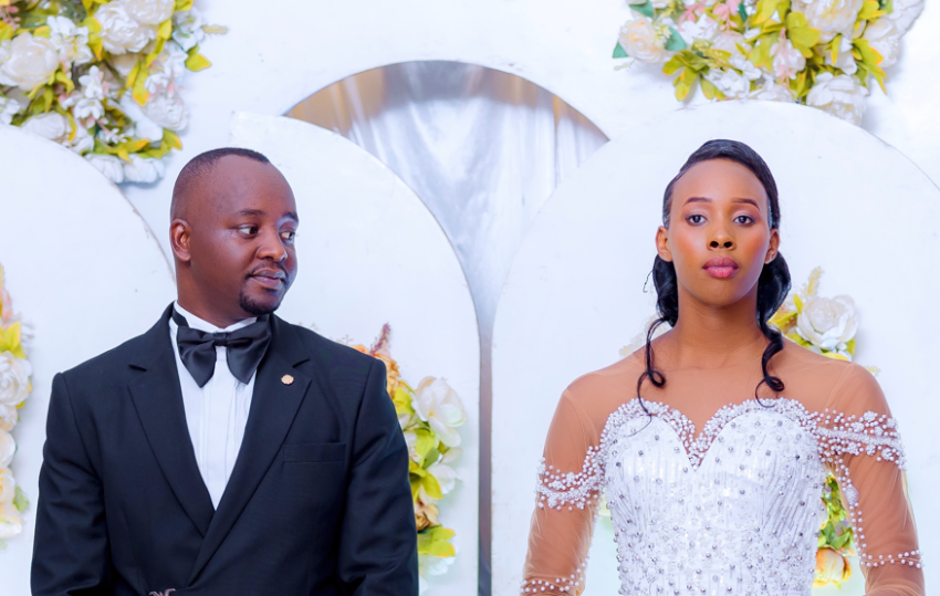 Dufotora umuntu yakwireba akabona ifoto imuvugira ibyari mu bitekerezo - Mugisha wo muri Topic Studio