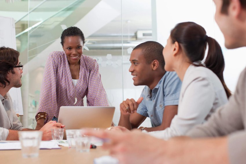 Ni iki gituma wirukanwa ku kazi vuba? Ngibi ibyagufasha kuramba mu kazi