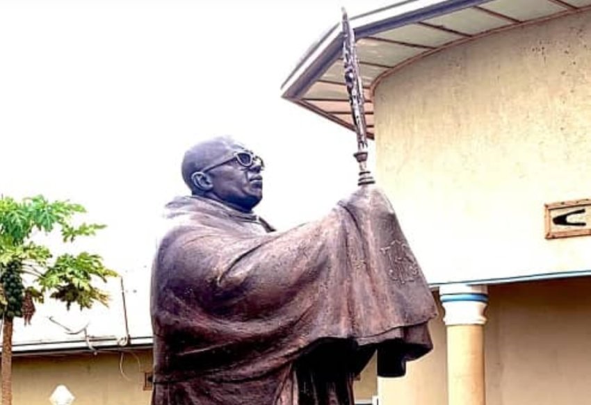 Rusizi: Batashye ikibumbano cyubatswe mu ishusho ya Padiri Ubaldi Rugirangoga watabarutse muri 2021