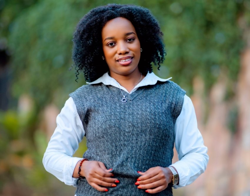 Nayanditse nshima Imana - Umutesi Neema yahaye abakunzi be umushongi w'ubuki mu ndirimbo "Ndi amahoro"