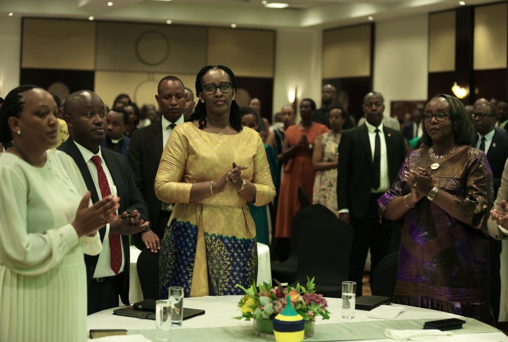 Madamu Jeannette Kagame, Ange Kagame Na Bertrand (…)