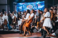 "Ministries" 5 ziririmba zikomora imitima ya benshi n'ibyo utabwiwe kuri aya matsinda!