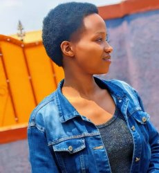 Zahabu y'i Gasanze! Zaina wifuza kuzasangira icyayi na Mbonyi ahataniye igihembo gikomeye