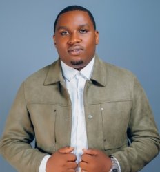 Philemon Byiringiro yaririmbye urukundo rw'Imana anahishura amasomo yakuye mu bitaramo yatumiwemo