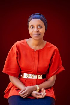 Leonille Mutuyimana wamamaye mu ndirimbo "Witinya Yakobo" agiye gutaramira muri Uganda