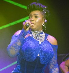 Yemi Alade Spreads Festive Cheer with “Merry Christmas O!”