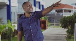 Thacien Titus uri mu gahinda ka Se uherutse kwitaba Imana yatabaje Imana mu ndirimbo nshya "Nkomeza"-VIDEO