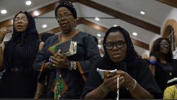 Pasiteri yishwe ndetse n'umugore we arashimutwa