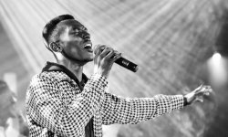 Umuramyi Bonke Bihozagara wegukanye irushanwa rya Kora Gospel i Burundi yateguje indirimbo nshya