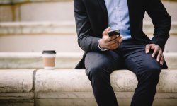 Ese kuryana Seen tubishyire ku mugongo w'abanyamakuru cyangwa abahanzi? Dore impamvu uribwa Seen