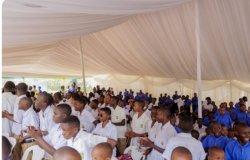 Grace Room Ministries yafashije abana 609 kubona impuzankano itangaza n'ibindi ibateganyiriza