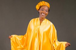 Umuramyi Mathoucellah uri gutegura igitaramo cye cya mbere yifurije abakunzi ba Gospel kugumana amahoro