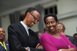 "HBD to my honey" - Madamu Jeannette Kagame yifurije Perezida Kagame isabukuru nziza mu magambo asize umunyu