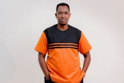 Nyuma y'ibyumweru 2 Bosco Nshuti ashyize hanze indi ndirimbo yise ‘Ntacyantandukanya'